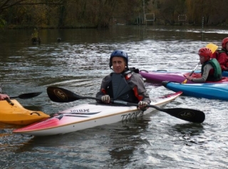  Instructor de kayak